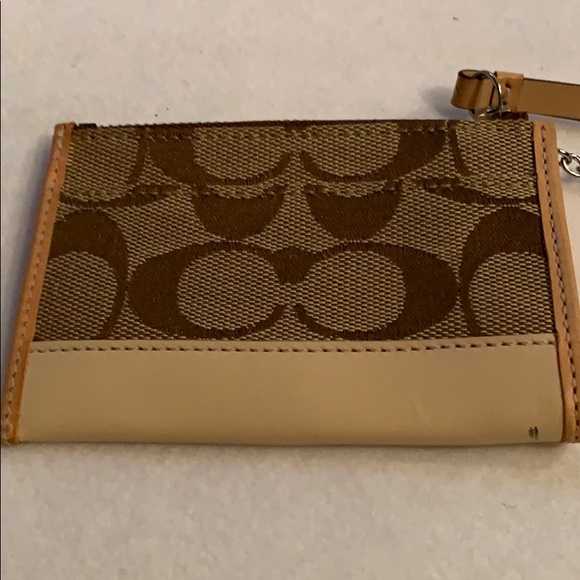 Coach Change Purse - Picture 4 of 5